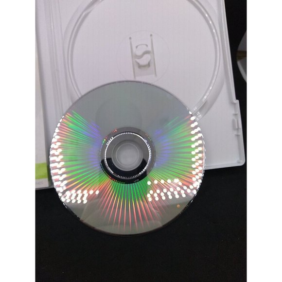 Wii Fit (Nintendo Wii) - Fitness Game - Picture 4 of 7